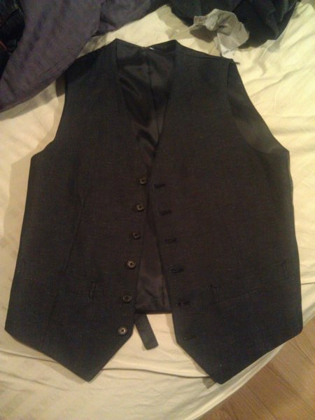 vest01.jpg