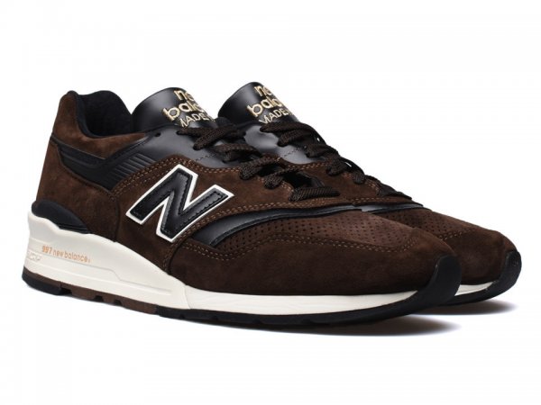 New-Balance-ML997DBR-BRN-3_1024x1024.jpg