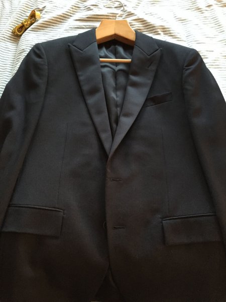 Ludlow Navy Tux 1.jpg