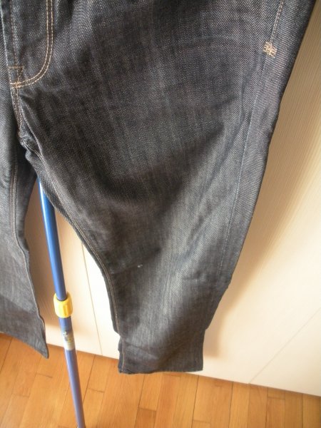 seven-for-all-mankind-jeans-indigo-03.JPG