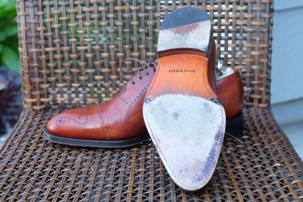 Bontoni Wholecut with Medallion and Punching in Chestnut Leather-6.jpg