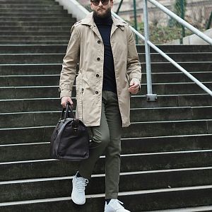 sunglasses: Gant Rugger
coat: Mango
trousers: H&M
bag: Mango
turtle neck: C&A
sneakers: Tubular by Adidas Originals