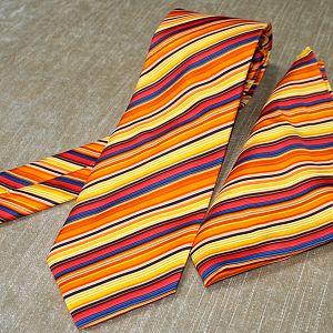 For Sale: Brioni Tie + Pocket Square 

Price: USD: 119,-