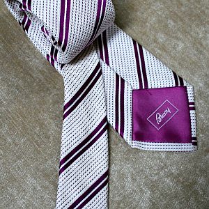 Brioni Tie

Price: 109 USD