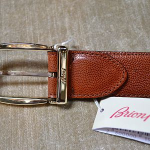 Brioni Belt Leather For Sale

Price: 139,- USD