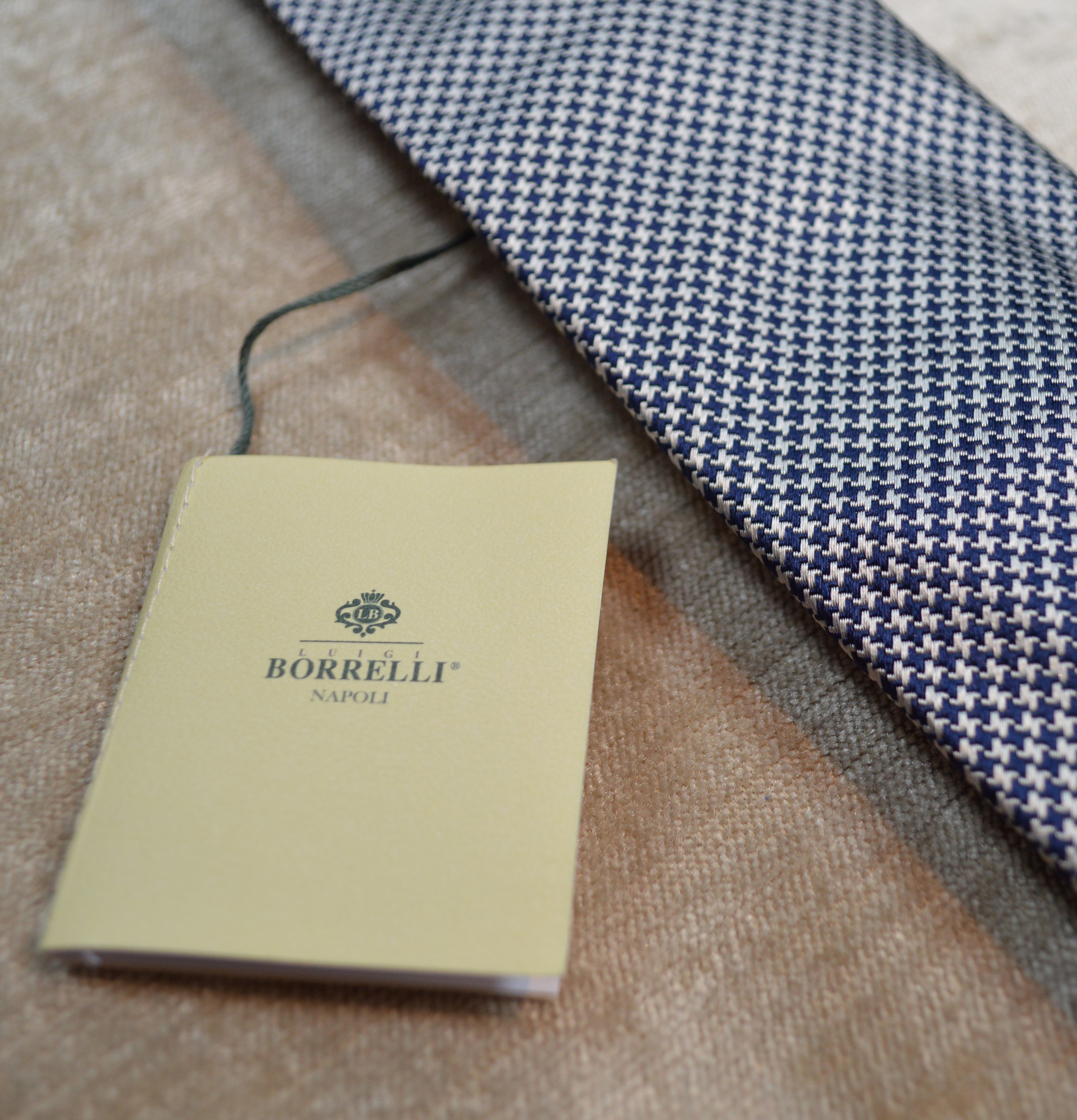 Borrelli - 100% Silk - Seven Fold