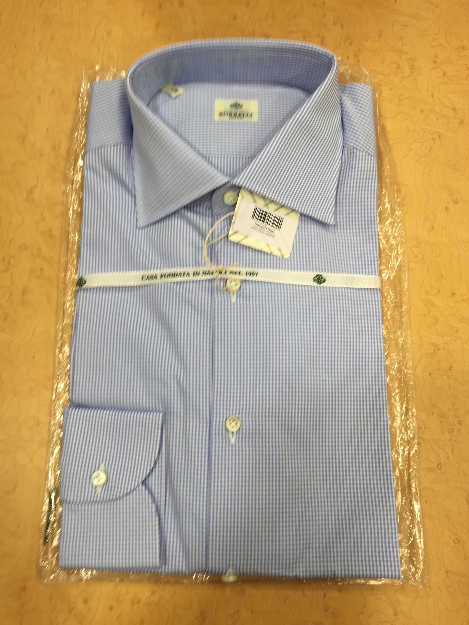 Gianni Checked Shirt In Sky Blue & White - US 15.75- IT 40
Actual Shirt