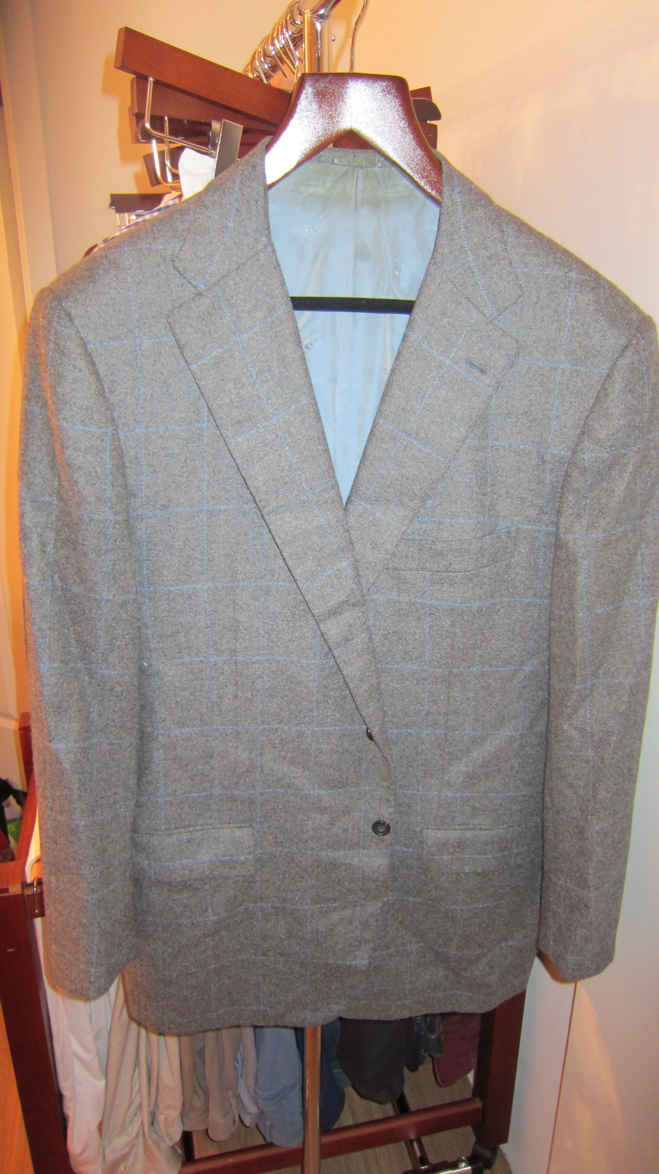 Kiton & Brioni Size 48 (US) CASHMERE SPORTSCOATS & ESCORIAL WOOL SUIT ...