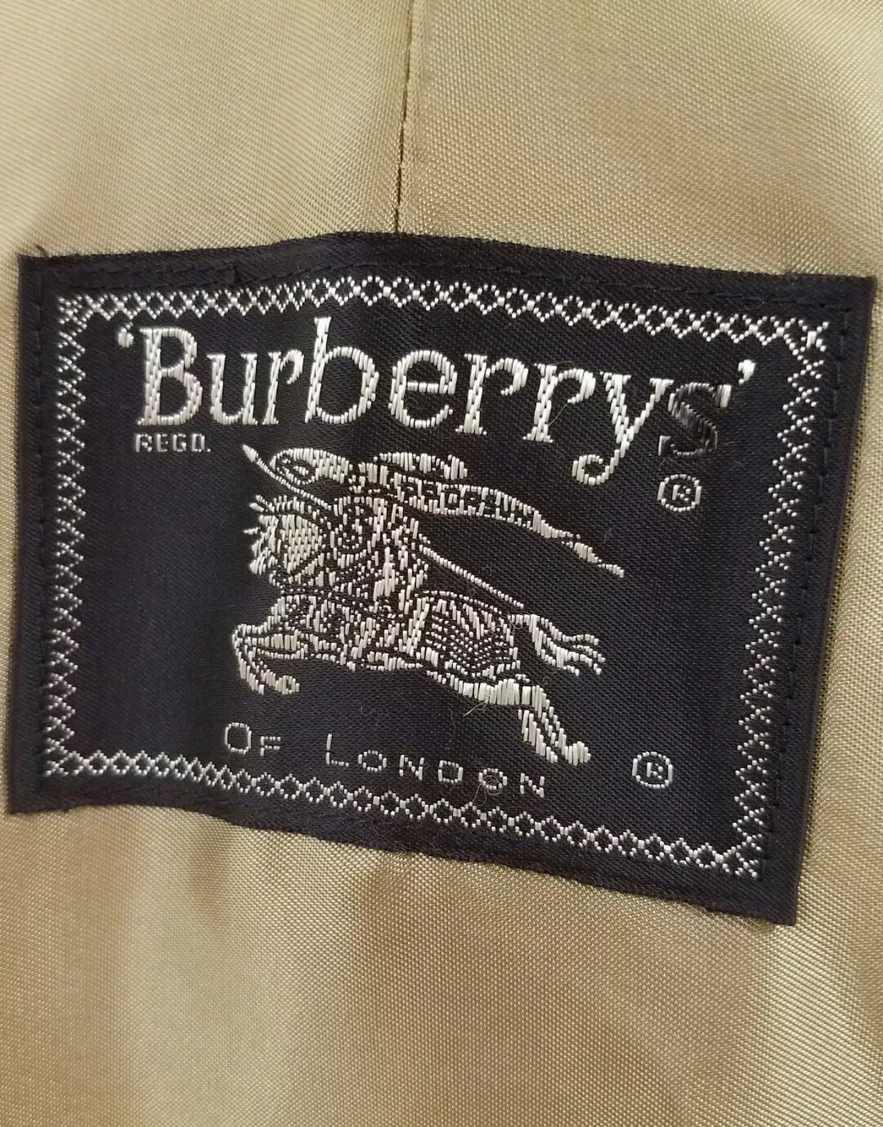 fake burberry label