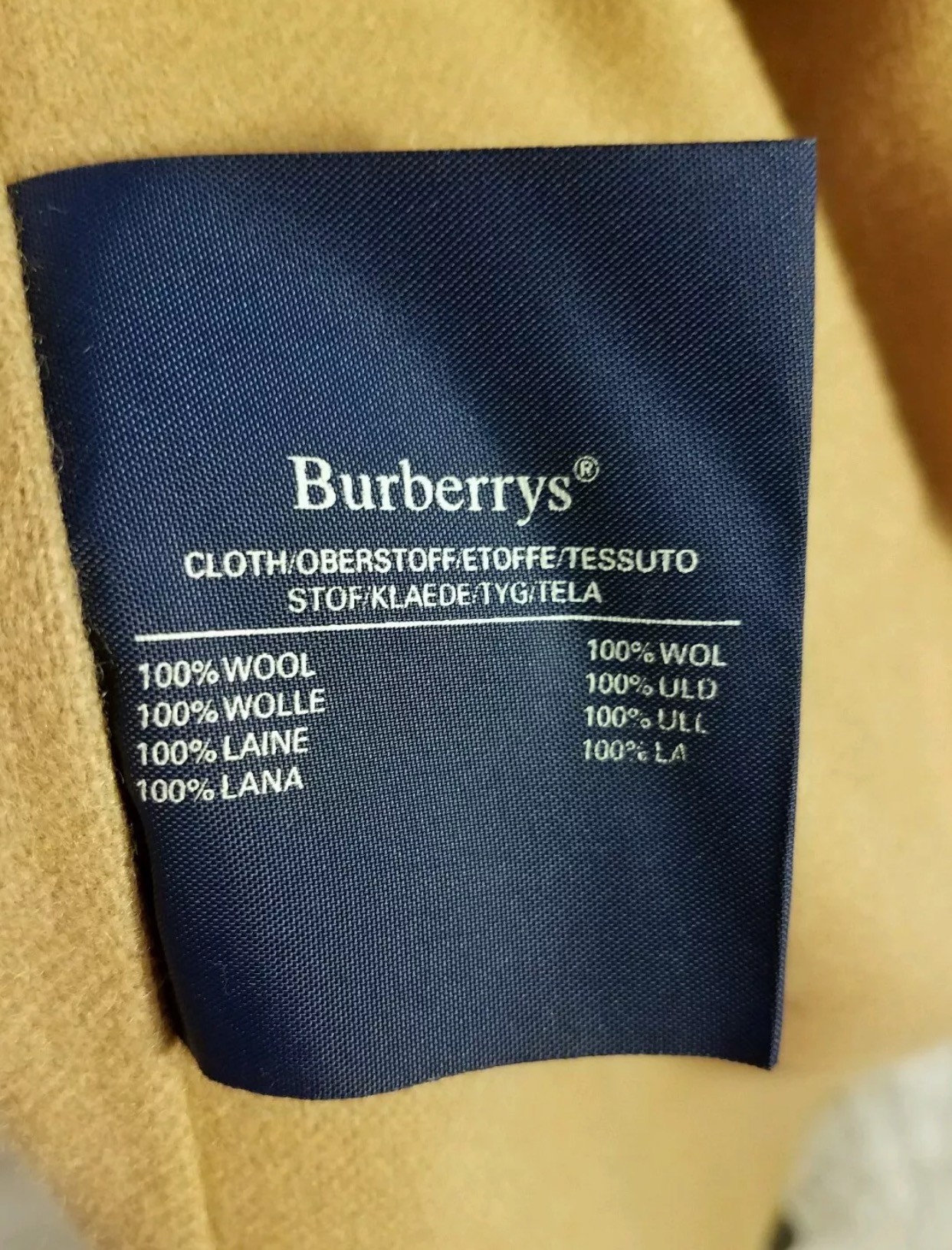 burberrys made in england label