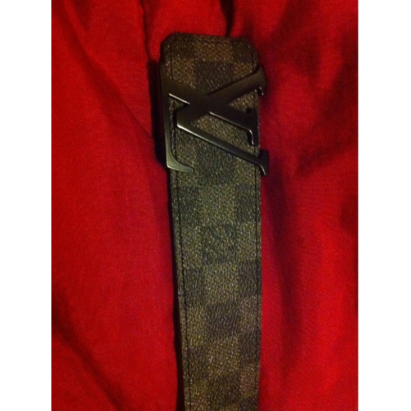 how to tell if a lv belt is real or fake