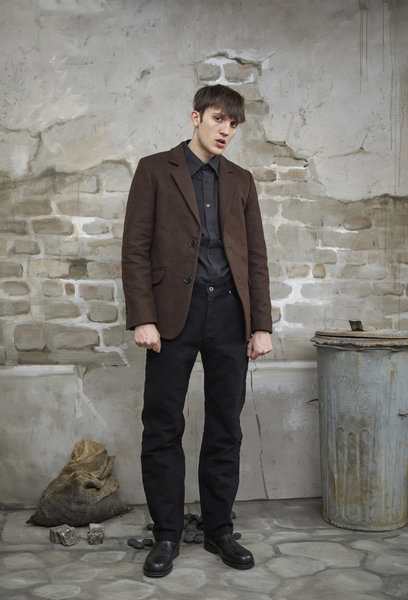 LederFW18-1.jpg