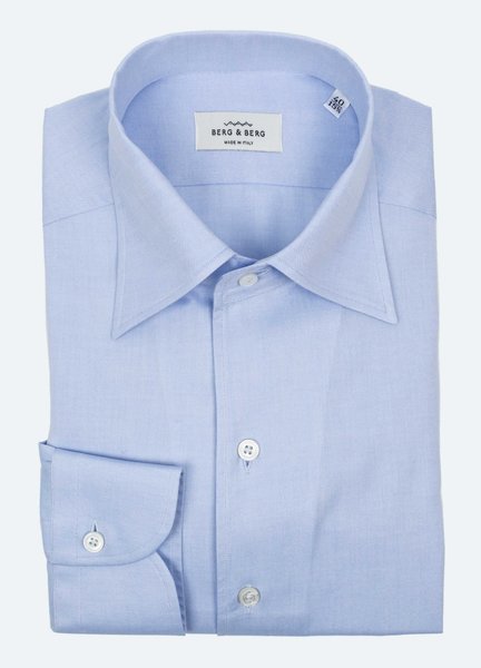 fredrik-one-piece-collar-shirt-light-blue-berg_berg_2880x3998_crop_center.jpg