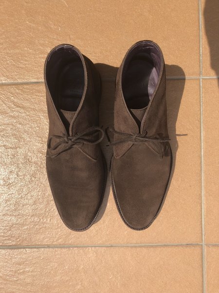 Carmina chukka soller dark brown suede - Top.jpg