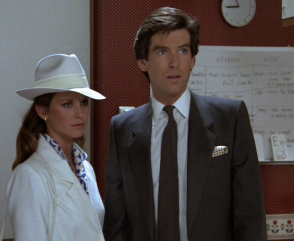 Remington-Steele-1986-Suit-2.jpg