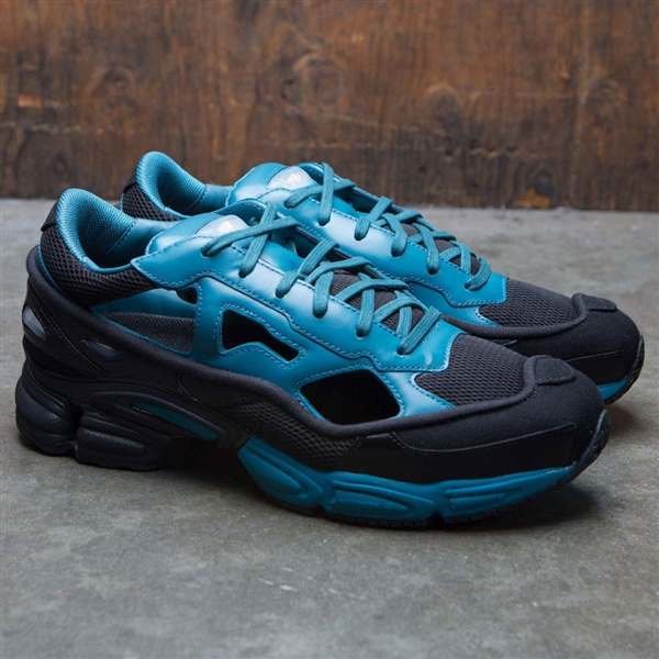 adidas-x-raf-simons-men-replicant-ozweego-black-colonial-blue-core-black-adbb7986-80_2_LRG.jpg