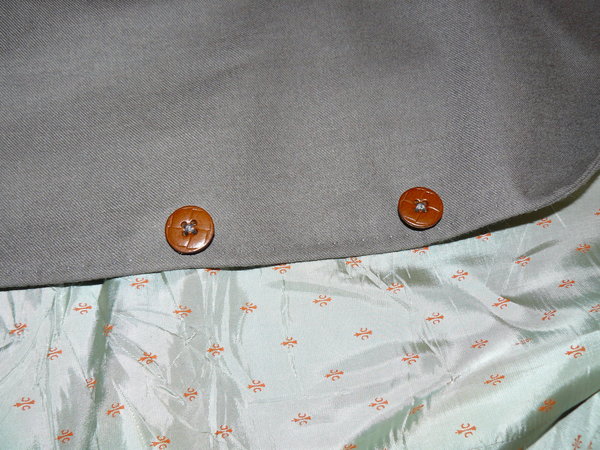 Taupe Sport Coat Buttons.JPG