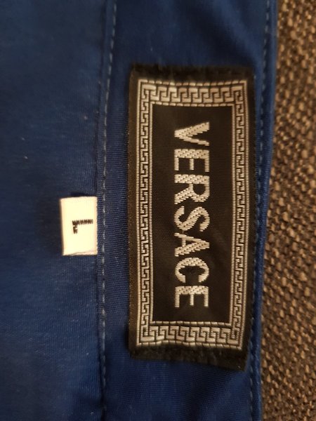 versace jumper fake