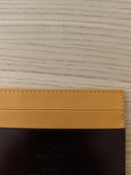 5 ways to wear a vintage Louis Vuitton monogram Wallet 💁🏼‍♀️ 1. Shou