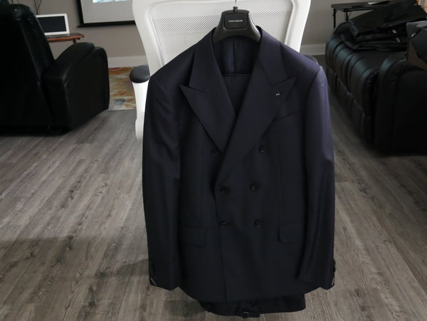 Navy Guabello DB Suit No Light.JPG