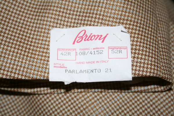 brioni tag.jpg