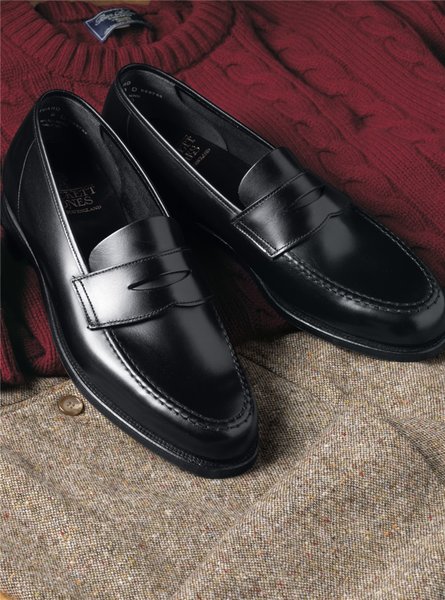 The-Harvard-Loafer-in-Black_8365e_R_2683ea82.jpg