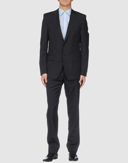 Lino Caracciolo Suit