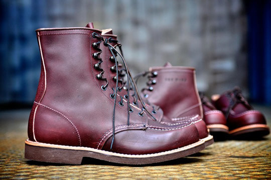 Red-Wing-Autumn-Winter-2011-Oxblood-BOOTS-01.jpeg