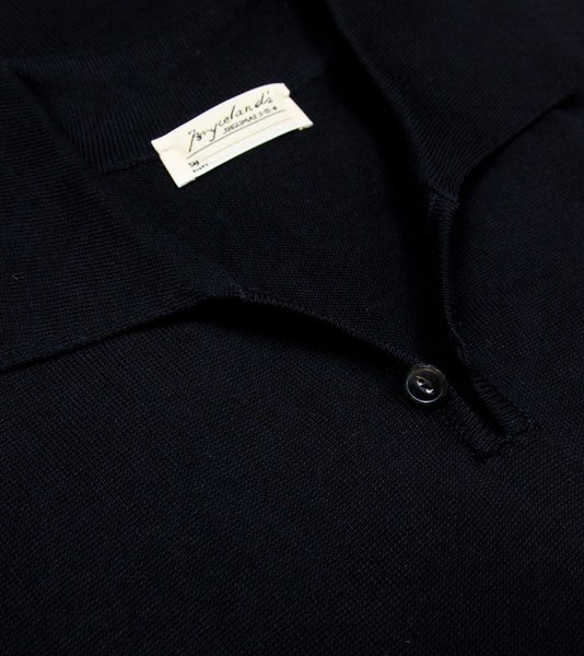 Bryceland-polo-black-2.jpeg