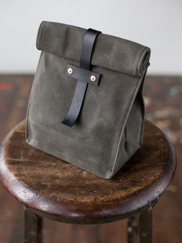 no215-lunch-tote-waxed-canvas-olive-1_large.jpg