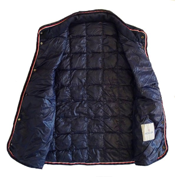 MONCLER GILET1.jpg