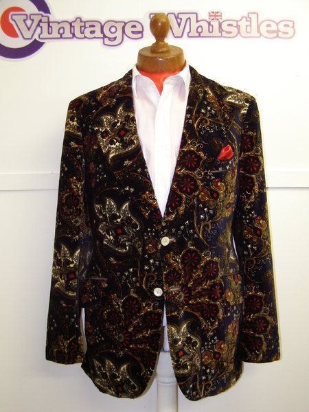 smoking jacket velvet 001.JPG