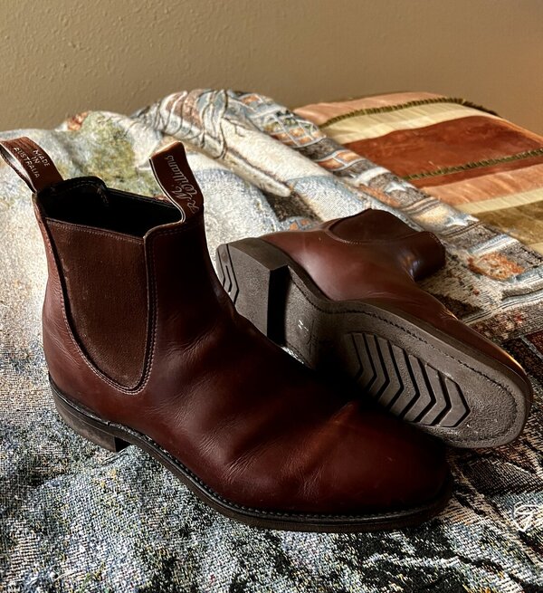 R.M. Williams Dynamic Flex Comfort Craftsman Dress Boot in Chestnut Men's Size 09.5 / Width D / MATL Calf and Vamp Color Brown