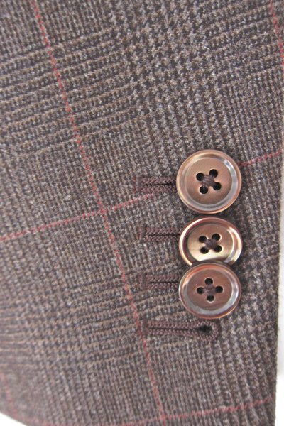 Sleeve and Buttons.jpg