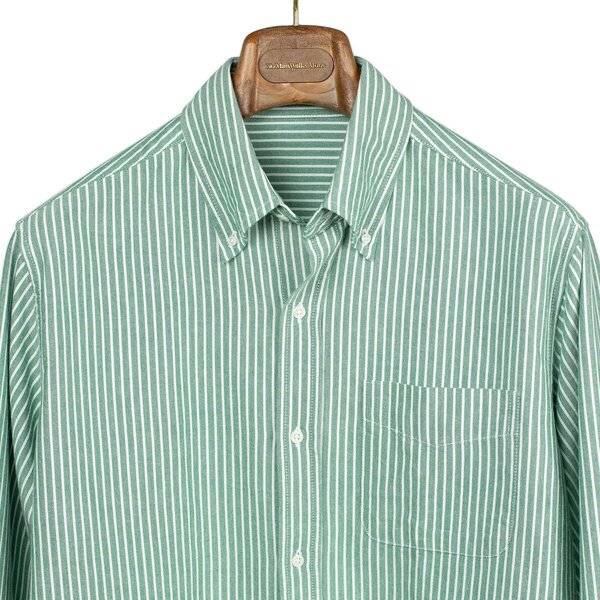 Wythe_Classic_oxford_cloth_button_down_shirt_in_evergreen_stripe (6).jpg