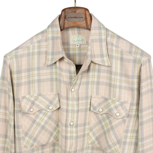 Wythe_Washed_flannel_pearlsnap_shirt_in_Abiquiu_Sunset_plaid_cotton (7).jpg