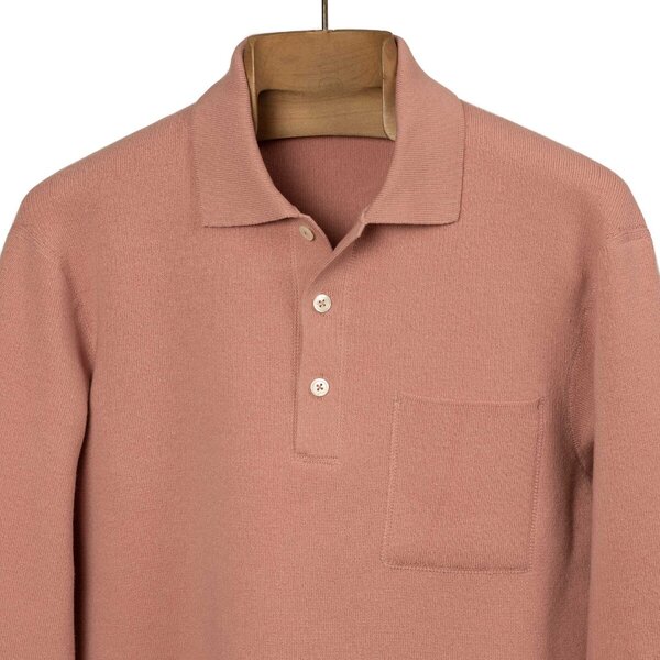 IKIJI_FW23_Made_In_Japan_Molded_polo_sweater_in_pink_wool_mix (7).jpg