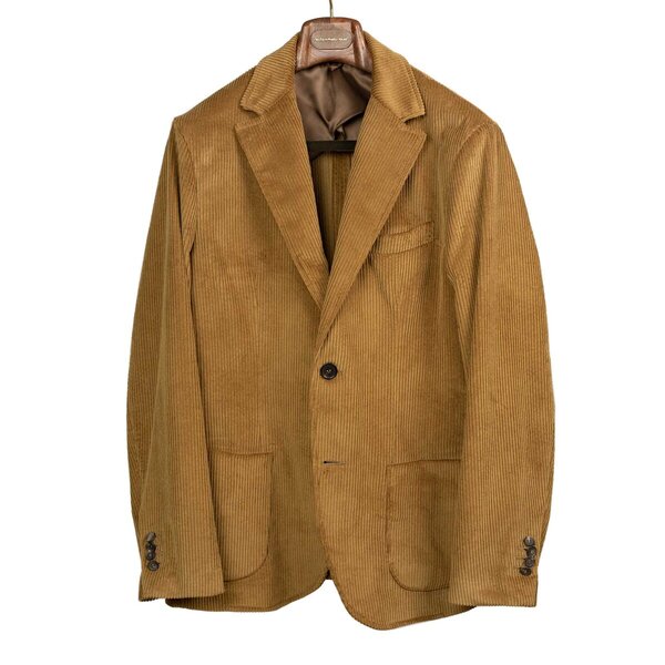 Doppiaa_Italy_Aauro_patch_pocket_jacket_in_beige_cotton_corduroy_(suit_separates) (9).jpg