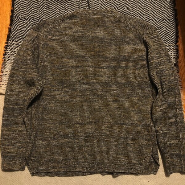 Document heavy weight v-cardigan in afternoon grey in size L_4.jpg
