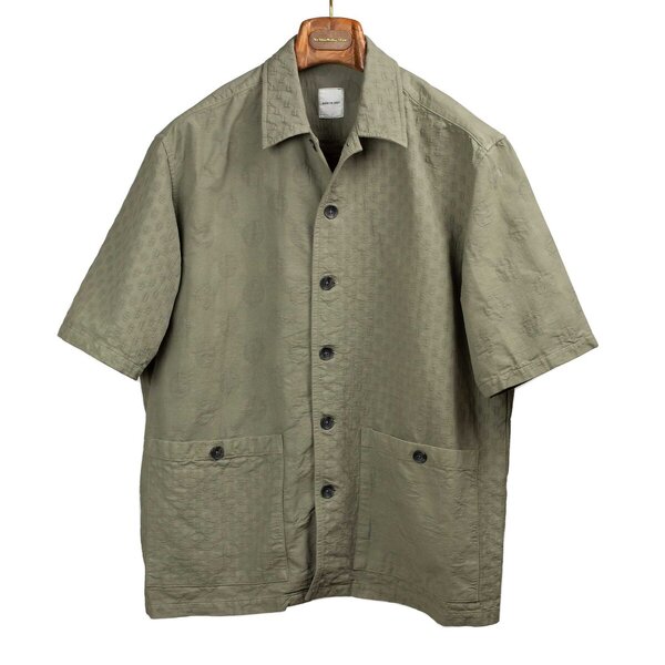 Sage_de_Cret_Japan_SS24_Short_sleeve_shirt_in_Olive_cotton_with_crazy_dot_jacquard_pattern (6).jpg