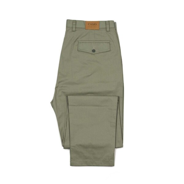 CAMO_Made_In_Biella_Italy_Spring_Summer_2024_SS24_Comanche_classic_trousers_in_pale_olive_ligh...jpg