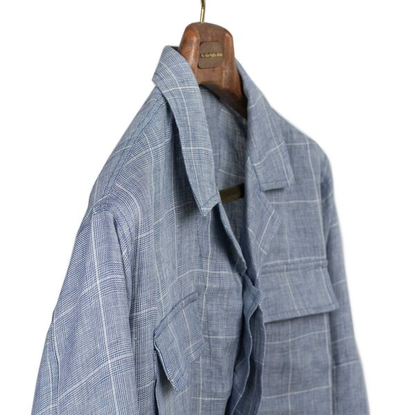 CAMO_Made_In_Biella_Italy_Spring_Summer_2024_SS24_Marengo_desert_jacket_in_light_blue_checked_...jpg