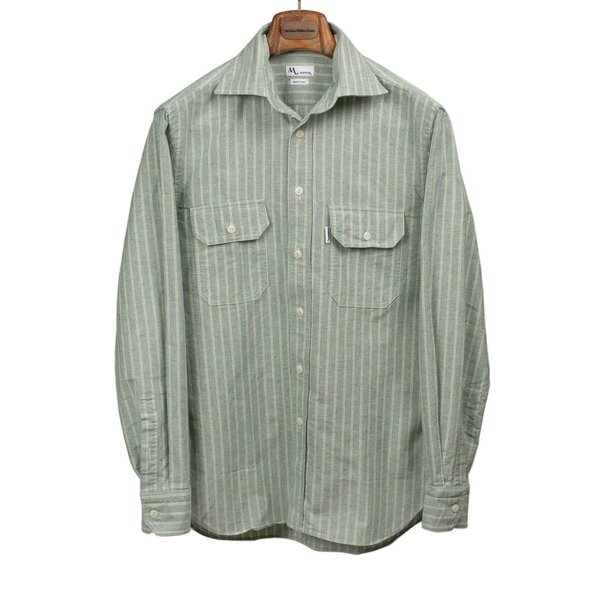 Doppiaa_Made_in_Italy_Spring_Summer_2024_SS24_Aantero_work_shirt_in_striped_green_cotton_oxfor...jpg