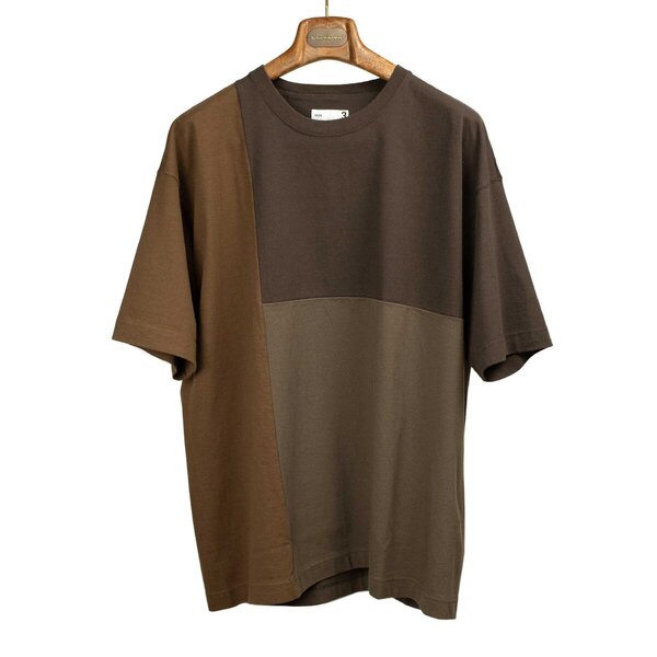 TSS_Made_In_Japan_Spring_Summer_2024_SS24_Color_paneled_relaxed_fit_tee_in_shades_of_brown (5).jpg