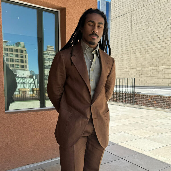 brown_linen_suit_2.jpg