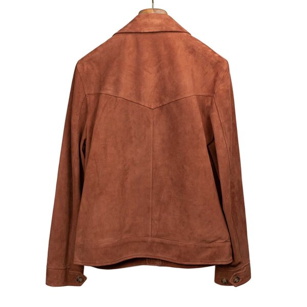 Valstar_Made_in_Italy_Spring_Summer_2024_SS24_Gordon_jacket_in_Terra_di_Siena_rust_suede (11).jpg