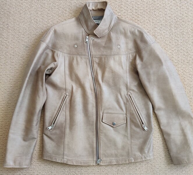 nonnative-leather-front-collar-up.jpg