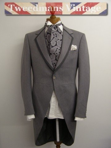 grey tailcoat.jpg
