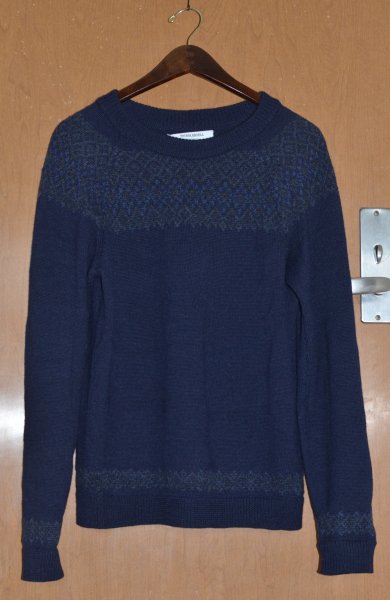 icelandic sweater 1.JPG