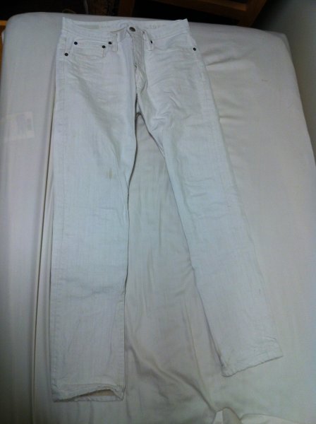 white skinny jeans.JPG